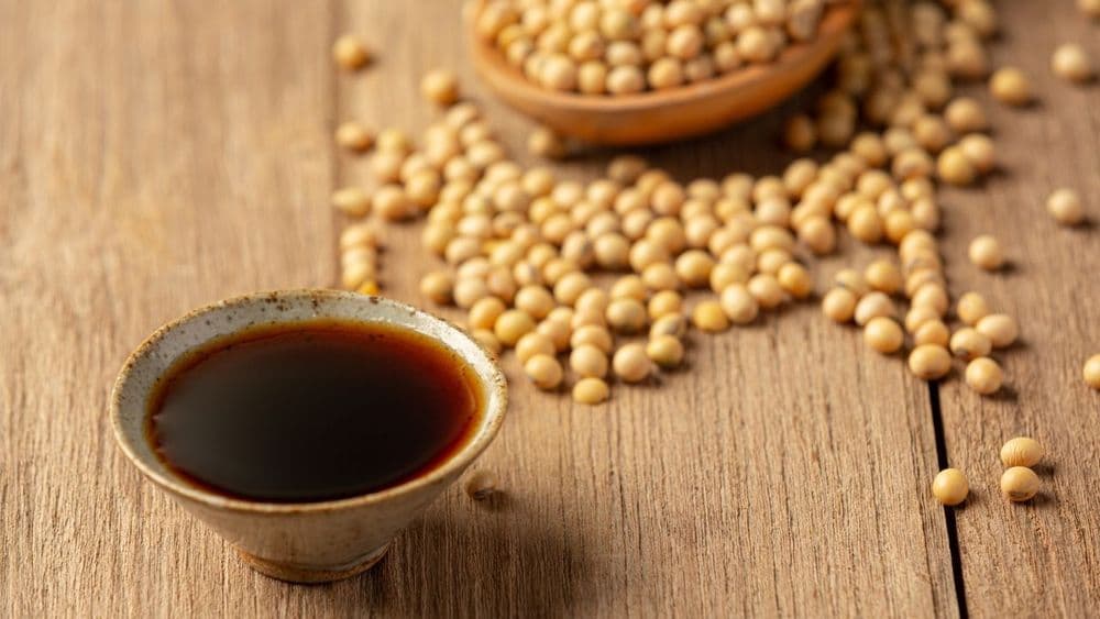 Sauce soja claire et foncée, deux piliers distincts de la cuisine chinoise